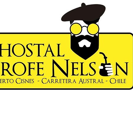 Profe Nelson Vandrerhjem Puerto Cisnes Eksteriør bilde